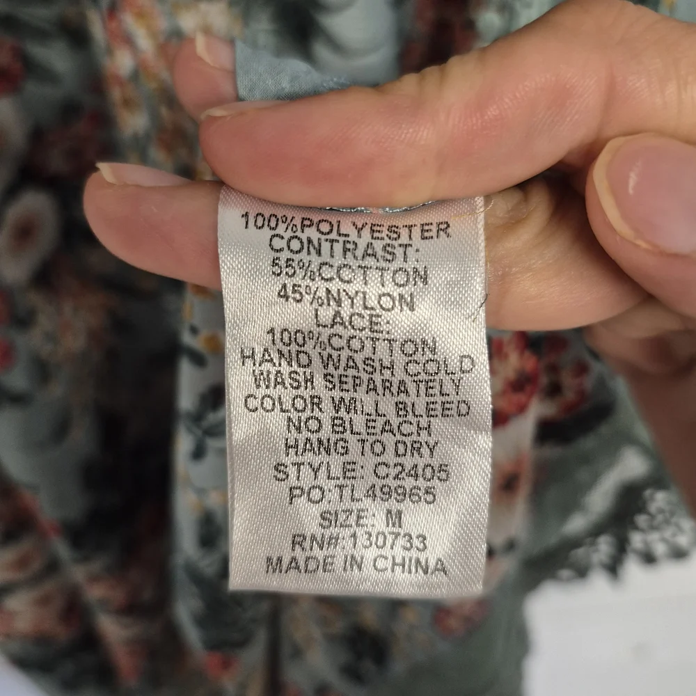 Umgee Woman's Floral Sage Kimono with Lace Detail - Picture 7 of 7